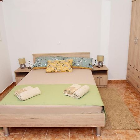 Apartman Bingo Йосипдол Екстериор снимка
