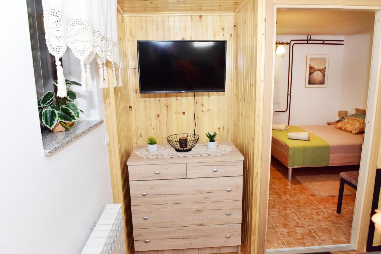 Apartman Bingo Йосипдол Екстериор снимка