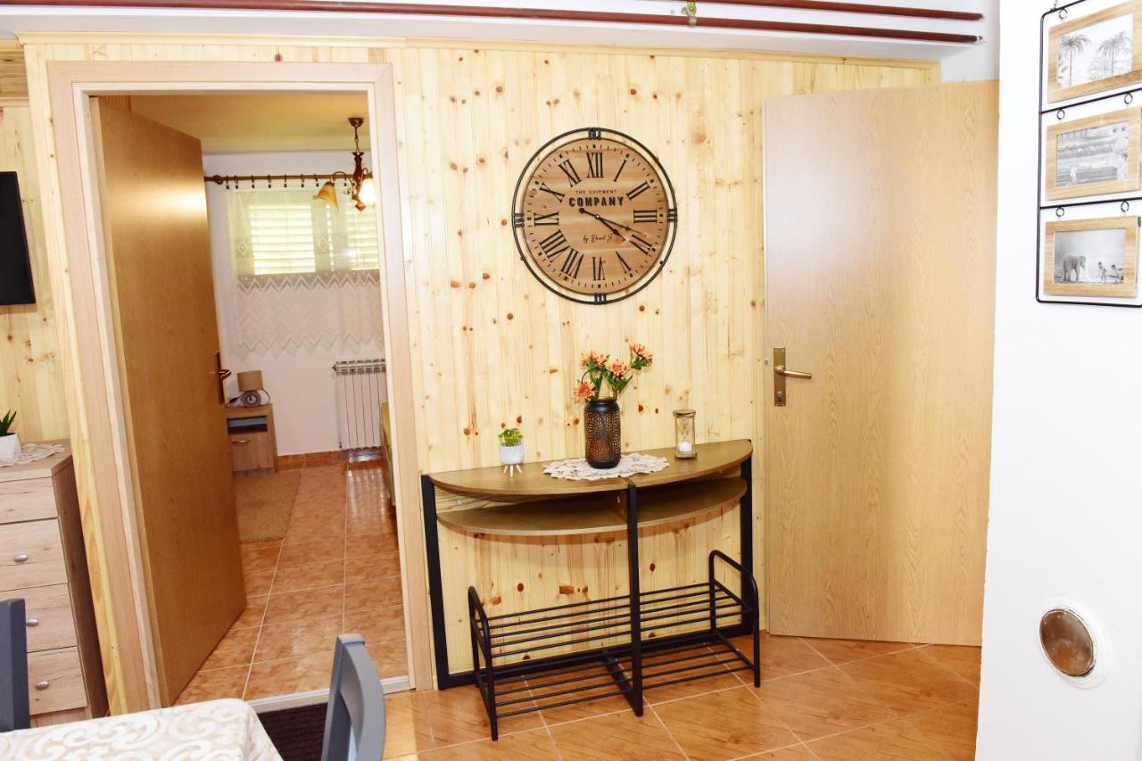 Apartman Bingo Йосипдол Екстериор снимка