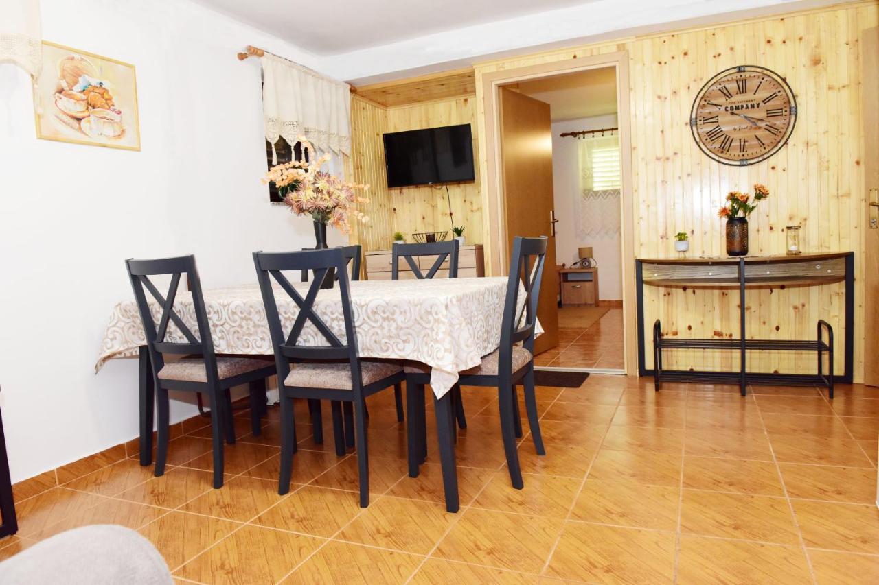Apartman Bingo Йосипдол Екстериор снимка